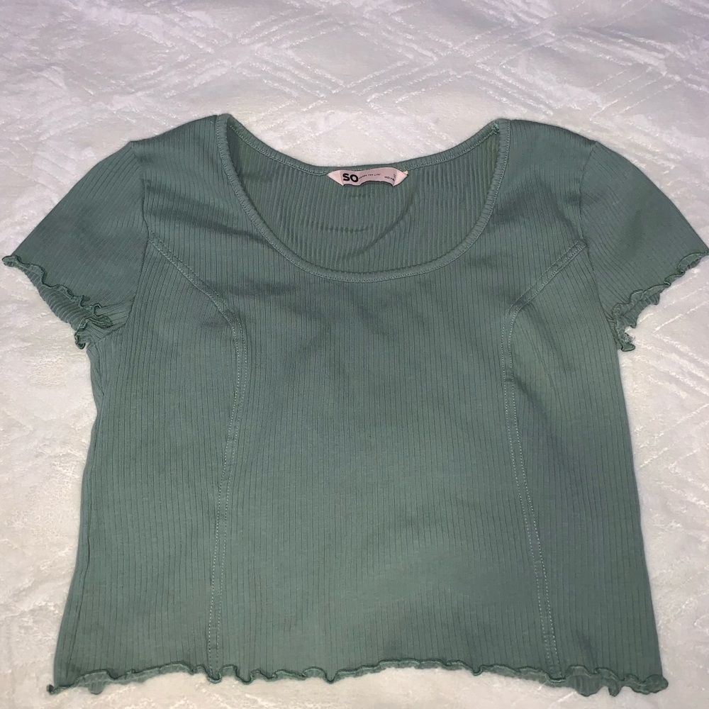 So juniors crop top